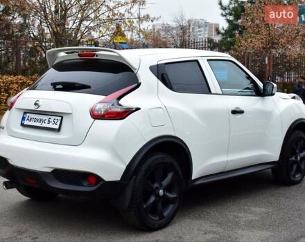 Белый Ниссан Жук, объемом двигателя 1.6 л и пробегом 39 тыс. км за 12400 $, фото 6 на Automoto.ua