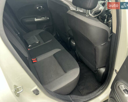 Белый Ниссан Жук, объемом двигателя 1.6 л и пробегом 78 тыс. км за 14500 $, фото 20 на Automoto.ua