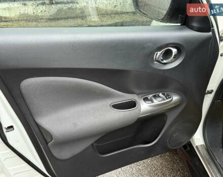 Белый Ниссан Жук, объемом двигателя 1.6 л и пробегом 35 тыс. км за 14800 $, фото 44 на Automoto.ua