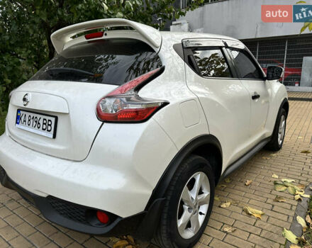 Белый Ниссан Жук, объемом двигателя 1.6 л и пробегом 203 тыс. км за 12500 $, фото 3 на Automoto.ua