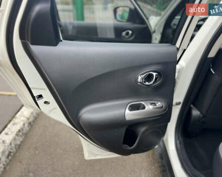 Белый Ниссан Жук, объемом двигателя 1.6 л и пробегом 78 тыс. км за 14500 $, фото 15 на Automoto.ua