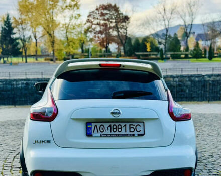 Белый Ниссан Жук, объемом двигателя 1.6 л и пробегом 91 тыс. км за 14000 $, фото 9 на Automoto.ua