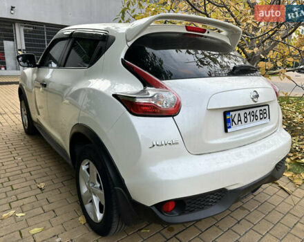 Белый Ниссан Жук, объемом двигателя 1.6 л и пробегом 203 тыс. км за 12500 $, фото 5 на Automoto.ua