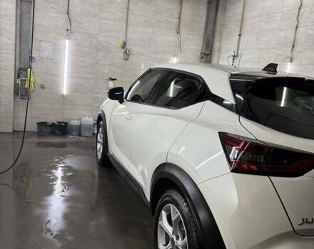 Ниссан Жук 2021 в Киеве на Automoto.ua Белый Ниссан Жук, объемом двигателя 1 л и пробегом 25 тыс. км за 19300 $, фото 7 на Automoto.ua