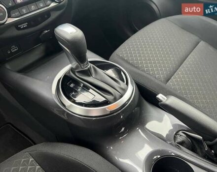 Білий Ніссан Жук, об'ємом двигуна 1 л та пробігом 35 тис. км за 18990 $, фото 19 на Automoto.ua