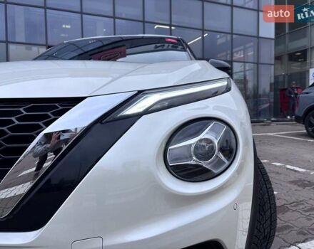 Білий Ніссан Жук, об'ємом двигуна 1 л та пробігом 25 тис. км за 20168 $, фото 4 на Automoto.ua