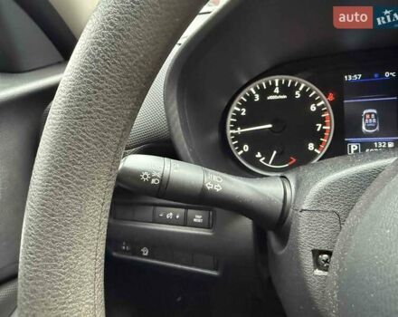 Белый Ниссан Жук, объемом двигателя 1 л и пробегом 61 тыс. км за 18900 $, фото 18 на Automoto.ua