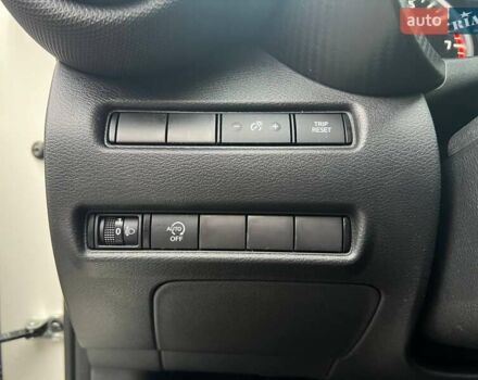 Білий Ніссан Жук, об'ємом двигуна 1 л та пробігом 35 тис. км за 18990 $, фото 12 на Automoto.ua