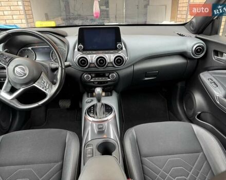 Белый Ниссан Жук, объемом двигателя 1 л и пробегом 23 тыс. км за 21000 $, фото 5 на Automoto.ua