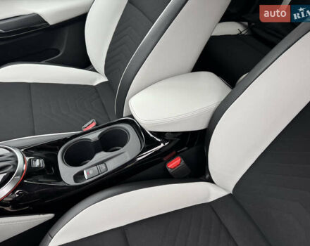Ниссан Жук 2021 в Киеве на Automoto.ua Белый Ниссан Жук, объемом двигателя 1 л и пробегом 38 тыс. км за 22500 $, фото 58 на Automoto.ua