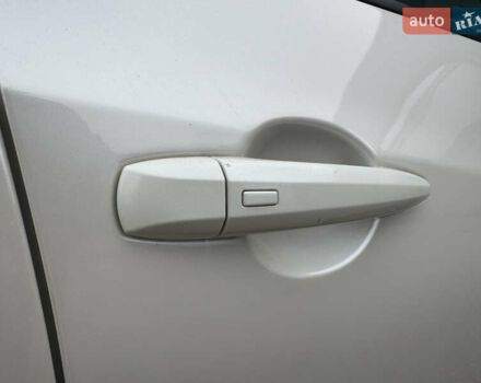 Ниссан Жук 2021 в Киеве на Automoto.ua Белый Ниссан Жук, объемом двигателя 1 л и пробегом 38 тыс. км за 22500 $, фото 19 на Automoto.ua