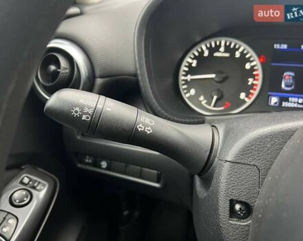 Білий Ніссан Жук, об'ємом двигуна 1 л та пробігом 35 тис. км за 18990 $, фото 13 на Automoto.ua