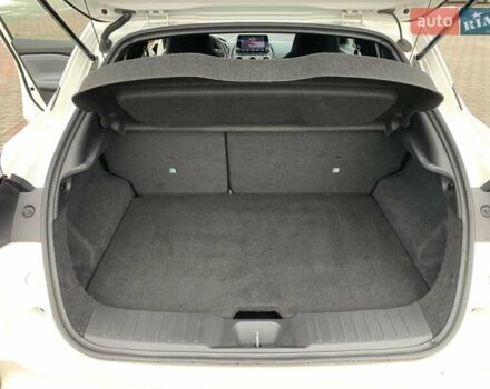 Белый Ниссан Жук, объемом двигателя 1 л и пробегом 39 тыс. км за 18500 $, фото 38 на Automoto.ua