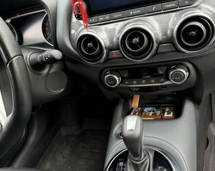 Белый Ниссан Жук, объемом двигателя 1 л и пробегом 26 тыс. км за 21500 $, фото 7 на Automoto.ua