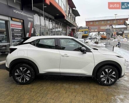 Белый Ниссан Жук, объемом двигателя 1 л и пробегом 61 тыс. км за 18900 $, фото 4 на Automoto.ua