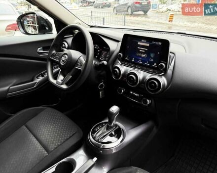 Белый Ниссан Жук, объемом двигателя 1 л и пробегом 61 тыс. км за 18900 $, фото 43 на Automoto.ua