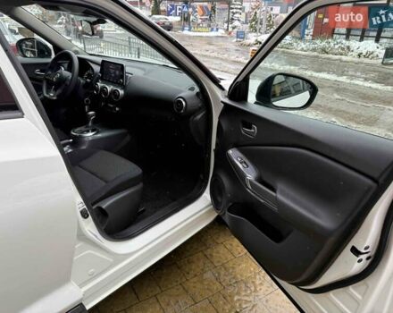 Белый Ниссан Жук, объемом двигателя 1 л и пробегом 61 тыс. км за 18900 $, фото 39 на Automoto.ua