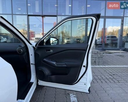 Белый Ниссан Жук, объемом двигателя 1 л и пробегом 55 тыс. км за 18469 $, фото 16 на Automoto.ua