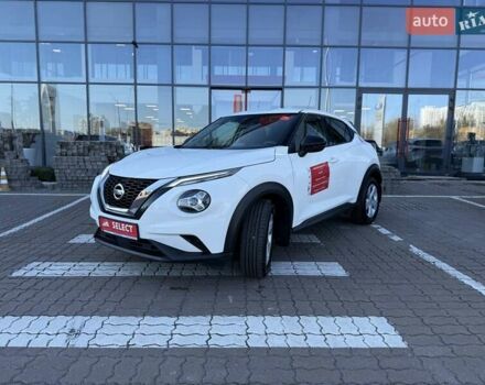 Белый Ниссан Жук, объемом двигателя 1 л и пробегом 55 тыс. км за 18469 $, фото 7 на Automoto.ua