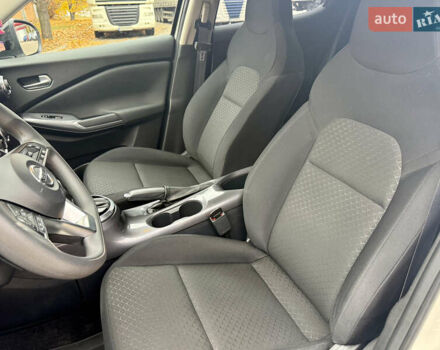 Белый Ниссан Жук, объемом двигателя 1 л и пробегом 53 тыс. км за 21300 $, фото 12 на Automoto.ua