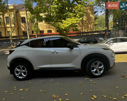 Белый Ниссан Жук, объемом двигателя 1 л и пробегом 63 тыс. км за 20450 $, фото 7 на Automoto.ua