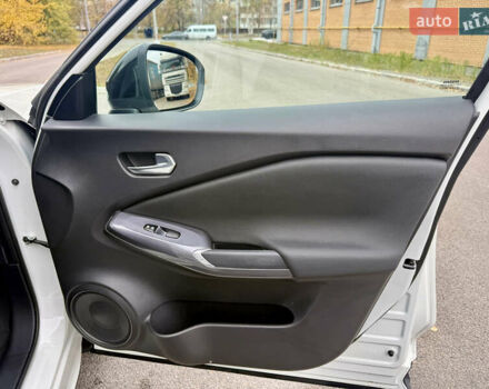 Белый Ниссан Жук, объемом двигателя 1 л и пробегом 53 тыс. км за 21300 $, фото 19 на Automoto.ua