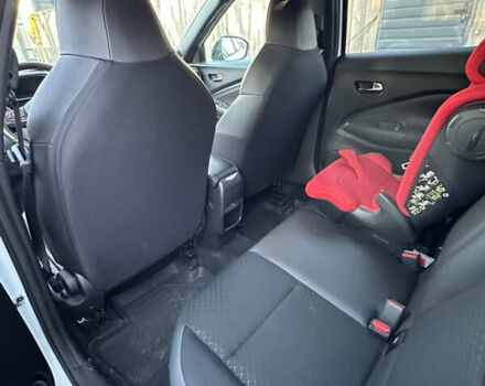 Белый Ниссан Жук, объемом двигателя 1 л и пробегом 9 тыс. км за 23700 $, фото 2 на Automoto.ua