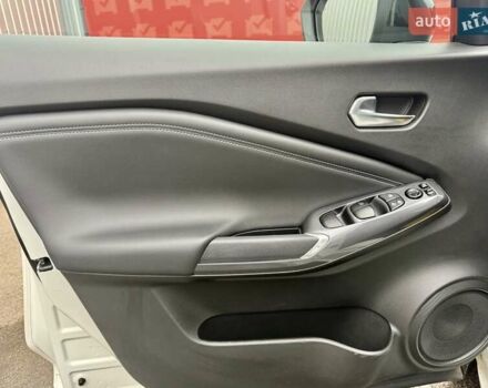 Белый Ниссан Жук, объемом двигателя 1 л и пробегом 7 тыс. км за 22500 $, фото 42 на Automoto.ua