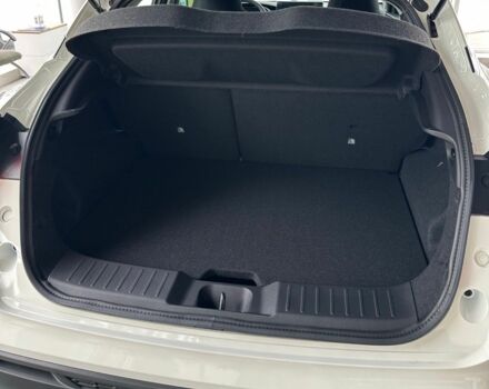 Білий Ніссан Жук, об'ємом двигуна 0 л та пробігом 0 тис. км за 25043 $, фото 13 на Automoto.ua