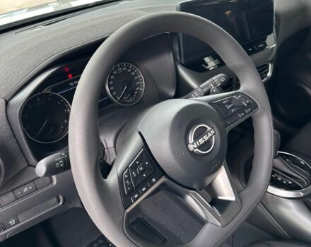 Білий Ніссан Жук, об'ємом двигуна 0 л та пробігом 0 тис. км за 25043 $, фото 4 на Automoto.ua