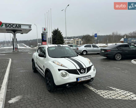 Белый Ниссан Жук, объемом двигателя 1.5 л и пробегом 238 тыс. км за 7300 $, фото 1 на Automoto.ua