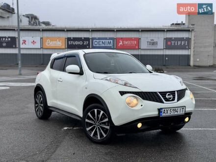Белый Ниссан Жук, объемом двигателя 1.6 л и пробегом 148 тыс. км за 9800 $, фото 1 на Automoto.ua