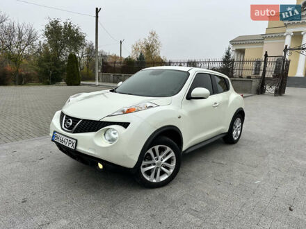 Белый Ниссан Жук, объемом двигателя 1.6 л и пробегом 265 тыс. км за 8900 $, фото 1 на Automoto.ua