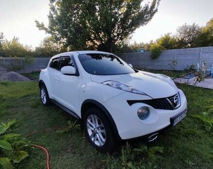 Белый Ниссан Жук, объемом двигателя 1.5 л и пробегом 219 тыс. км за 9999 $, фото 1 на Automoto.ua