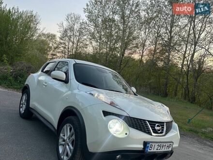 Белый Ниссан Жук, объемом двигателя 1.62 л и пробегом 235 тыс. км за 8200 $, фото 1 на Automoto.ua