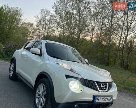Белый Ниссан Жук, объемом двигателя 1.62 л и пробегом 235 тыс. км за 8200 $, фото 1 на Automoto.ua