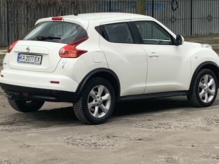 Ниссан Жук 2012 в Броварах на Automoto.ua Белый Ниссан Жук, объемом двигателя 1.6 л и пробегом 150 тыс. км за 10000 $, фото 1 на Automoto.ua
