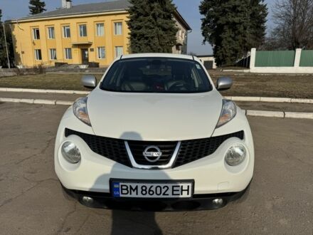 Ниссан Жук 2012 в Кролевце на Automoto.ua Белый Ниссан Жук, объемом двигателя 1.5 л и пробегом 240 тыс. км за 9100 $, фото 1 на Automoto.ua