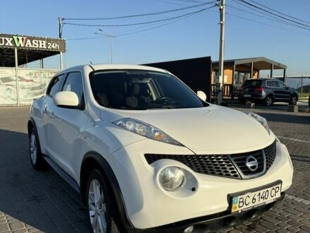 Белый Ниссан Жук, объемом двигателя 1.6 л и пробегом 131 тыс. км за 9500 $, фото 1 на Automoto.ua