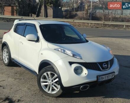 Белый Ниссан Жук, объемом двигателя 1.62 л и пробегом 115 тыс. км за 10500 $, фото 1 на Automoto.ua