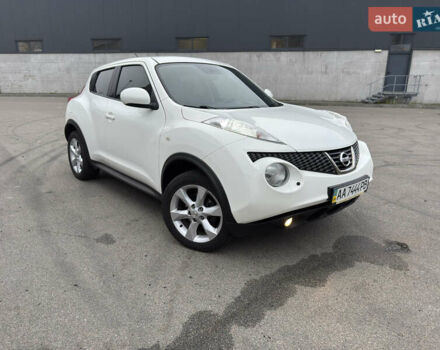 Белый Ниссан Жук, объемом двигателя 1.6 л и пробегом 75 тыс. км за 8900 $, фото 1 на Automoto.ua