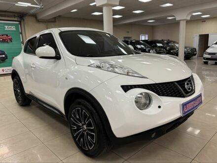 Белый Ниссан Жук, объемом двигателя 1.6 л и пробегом 141 тыс. км за 10900 $, фото 1 на Automoto.ua