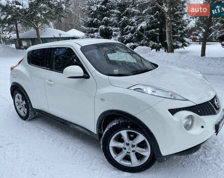 Белый Ниссан Жук, объемом двигателя 1.6 л и пробегом 140 тыс. км за 9900 $, фото 1 на Automoto.ua