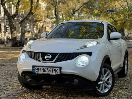 Белый Ниссан Жук, объемом двигателя 1.62 л и пробегом 126 тыс. км за 10999 $, фото 1 на Automoto.ua