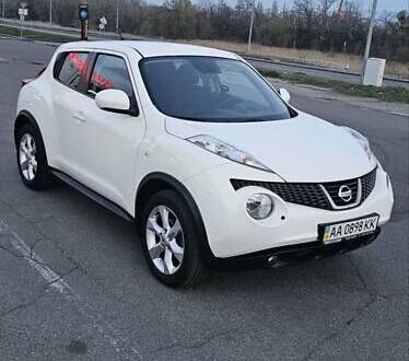 Ниссан Жук 2012 в Киеве на Automoto.ua Белый Ниссан Жук, объемом двигателя 1.6 л и пробегом 62 тыс. км за 12800 $, фото 1 на Automoto.ua