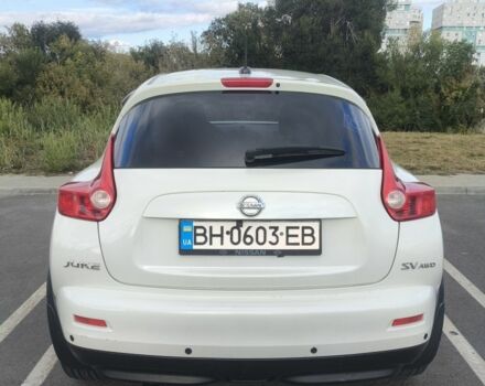 Белый Ниссан Жук, объемом двигателя 0 л и пробегом 173 тыс. км за 9000 $, фото 1 на Automoto.ua