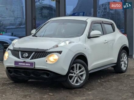 Ниссан Жук 2013 в Киеве на Automoto.ua Белый Ниссан Жук, объемом двигателя 1.6 л и пробегом 196 тыс. км за 10900 $, фото 1 на Automoto.ua