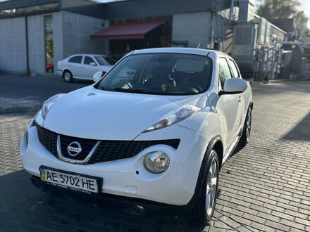 Белый Ниссан Жук, объемом двигателя 1.6 л и пробегом 212 тыс. км за 9000 $, фото 1 на Automoto.ua