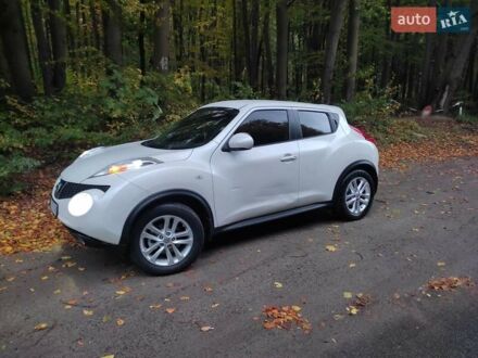 Белый Ниссан Жук, объемом двигателя 1.6 л и пробегом 203 тыс. км за 9500 $, фото 1 на Automoto.ua