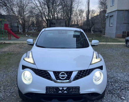 Белый Ниссан Жук, объемом двигателя 1.6 л и пробегом 63 тыс. км за 11900 $, фото 1 на Automoto.ua